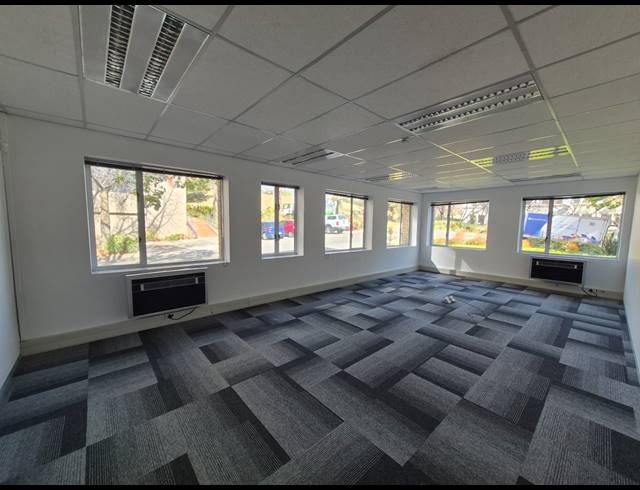 321M² OFFICE TO LET IN SANDTON CENTRAL